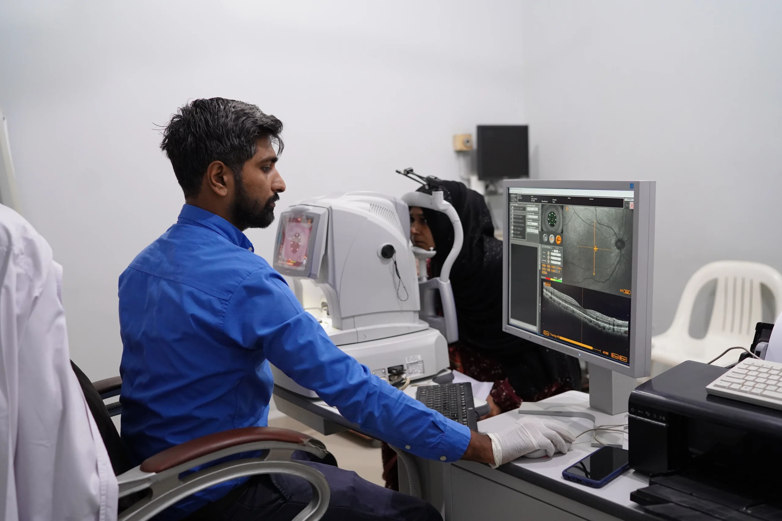 Eye examination at PEBS