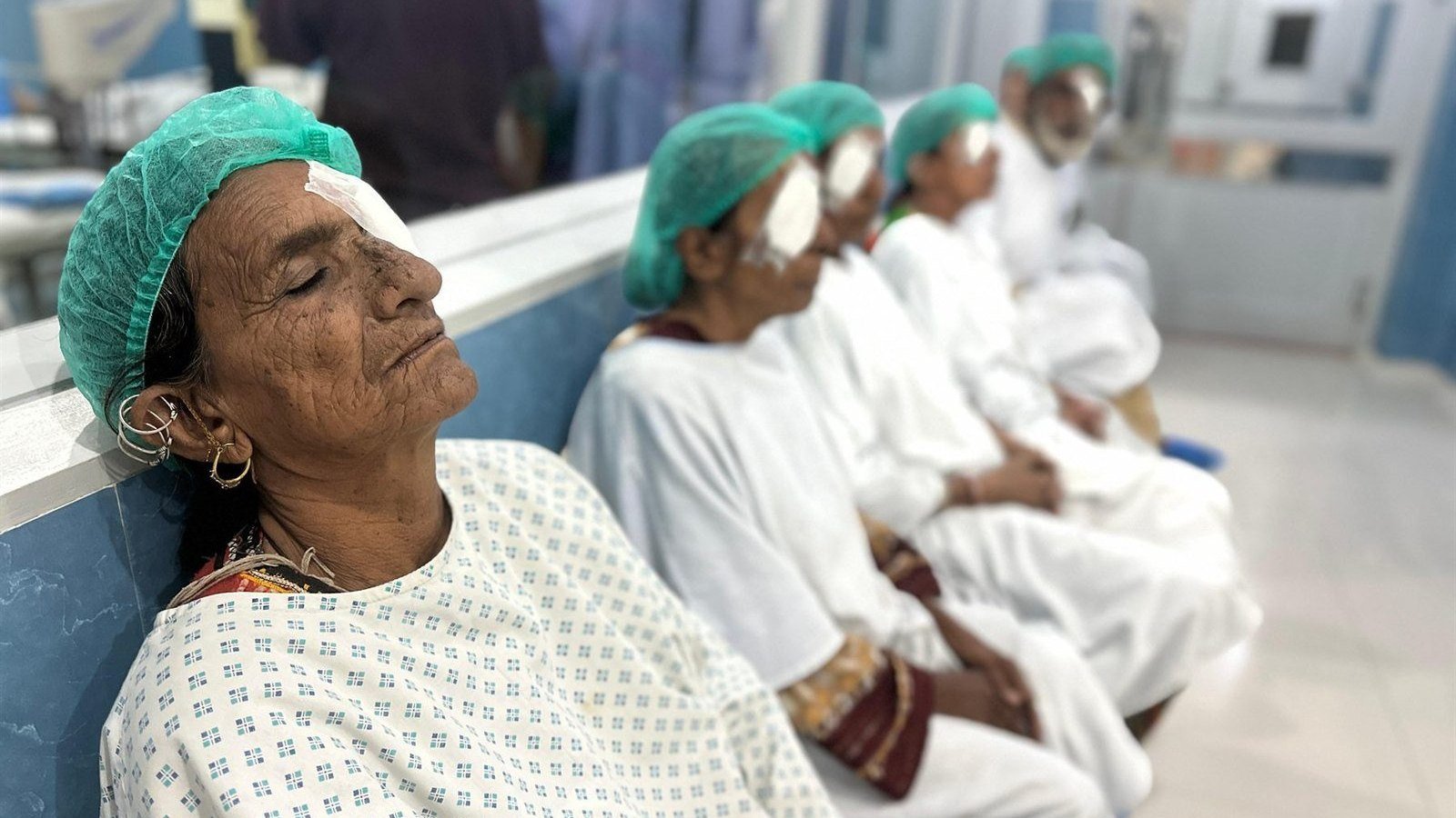 Cornea Transplant Recovery and What to Expect